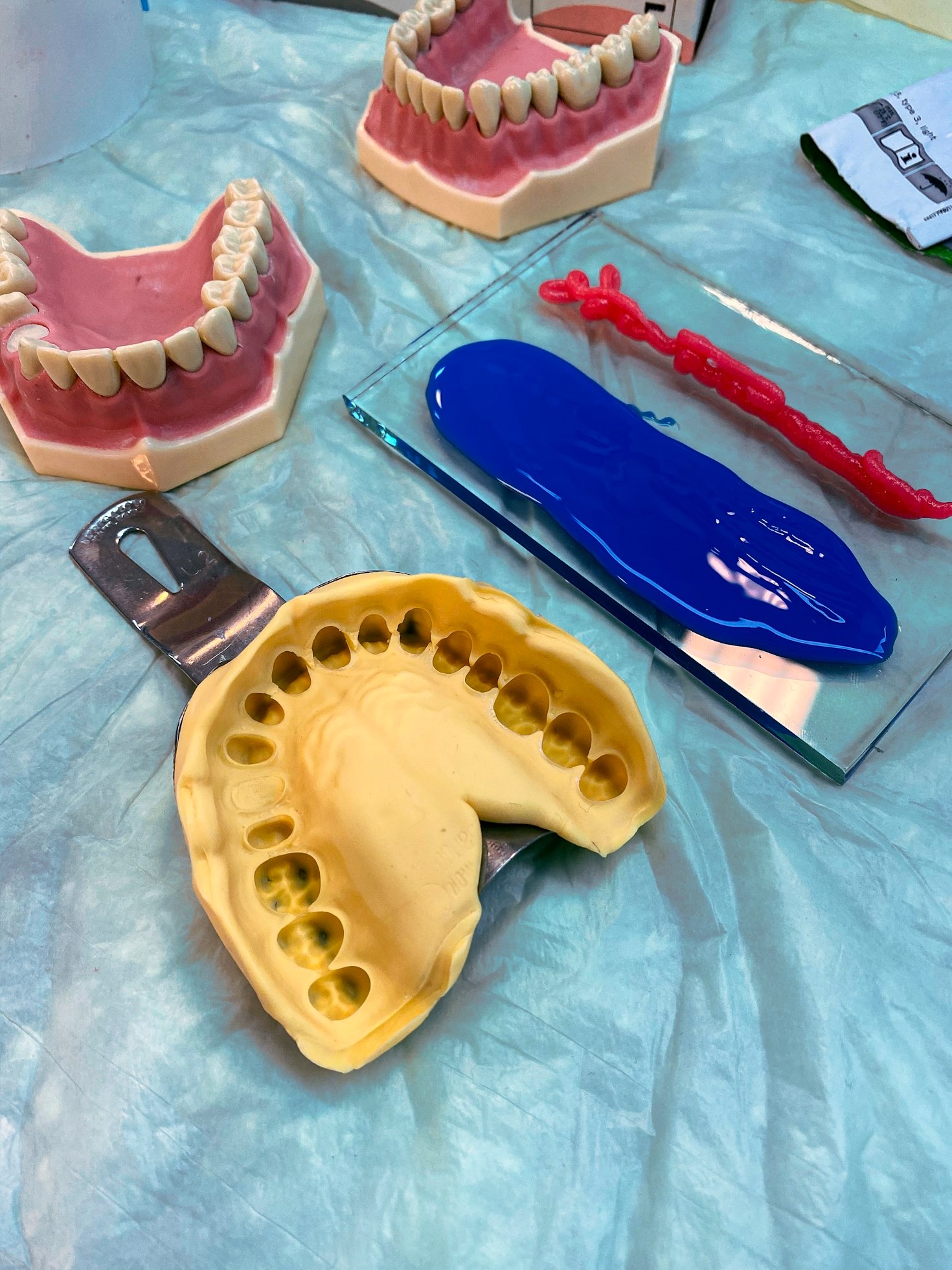 Como escolher materiais ortodônticos confiáveis